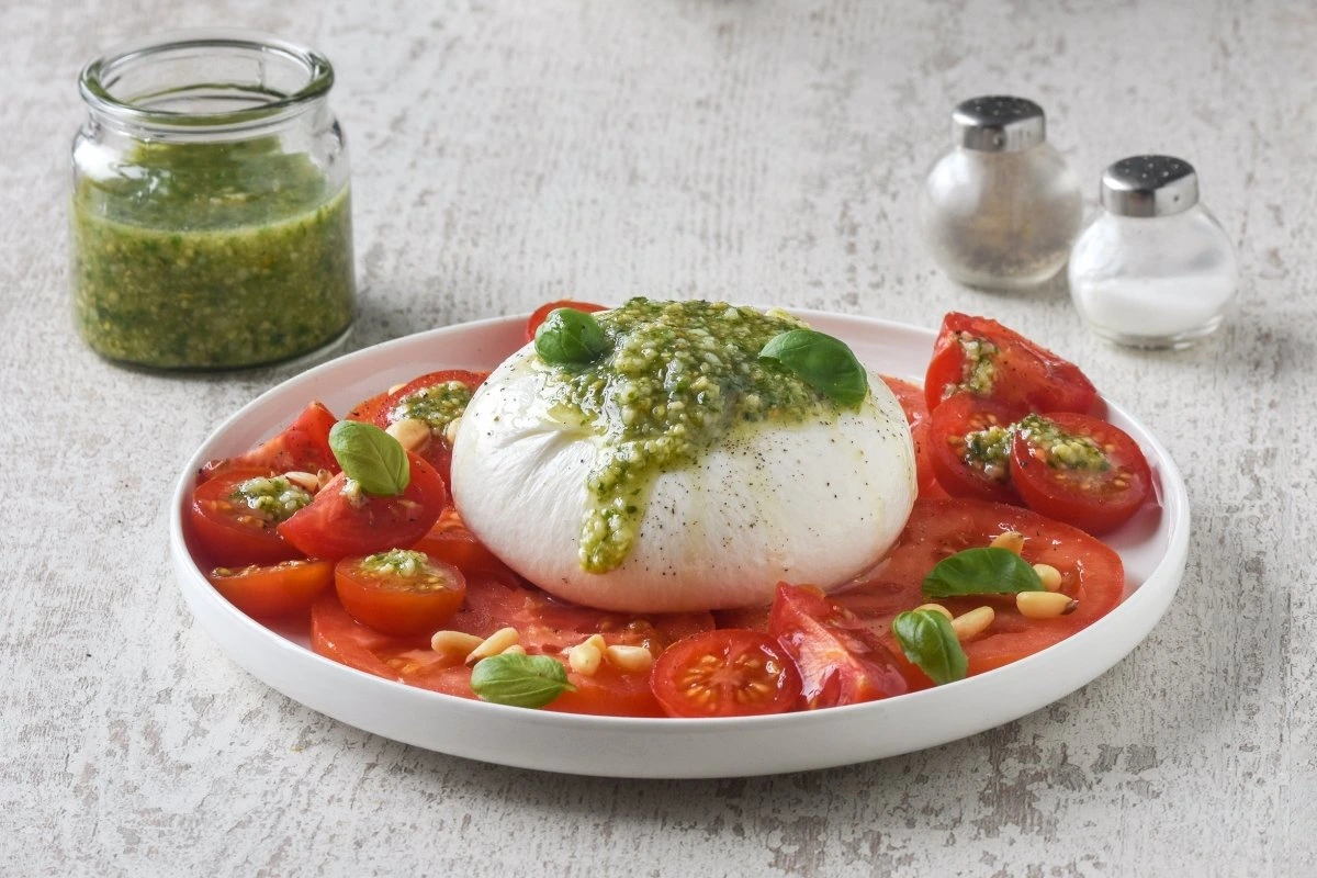 Burrata with Tomatoes